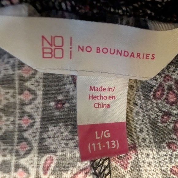 ‼️Viral No Boundaries Multicolor Patterned Flared Leggings Juniors Size Large - Picture 5 of 5